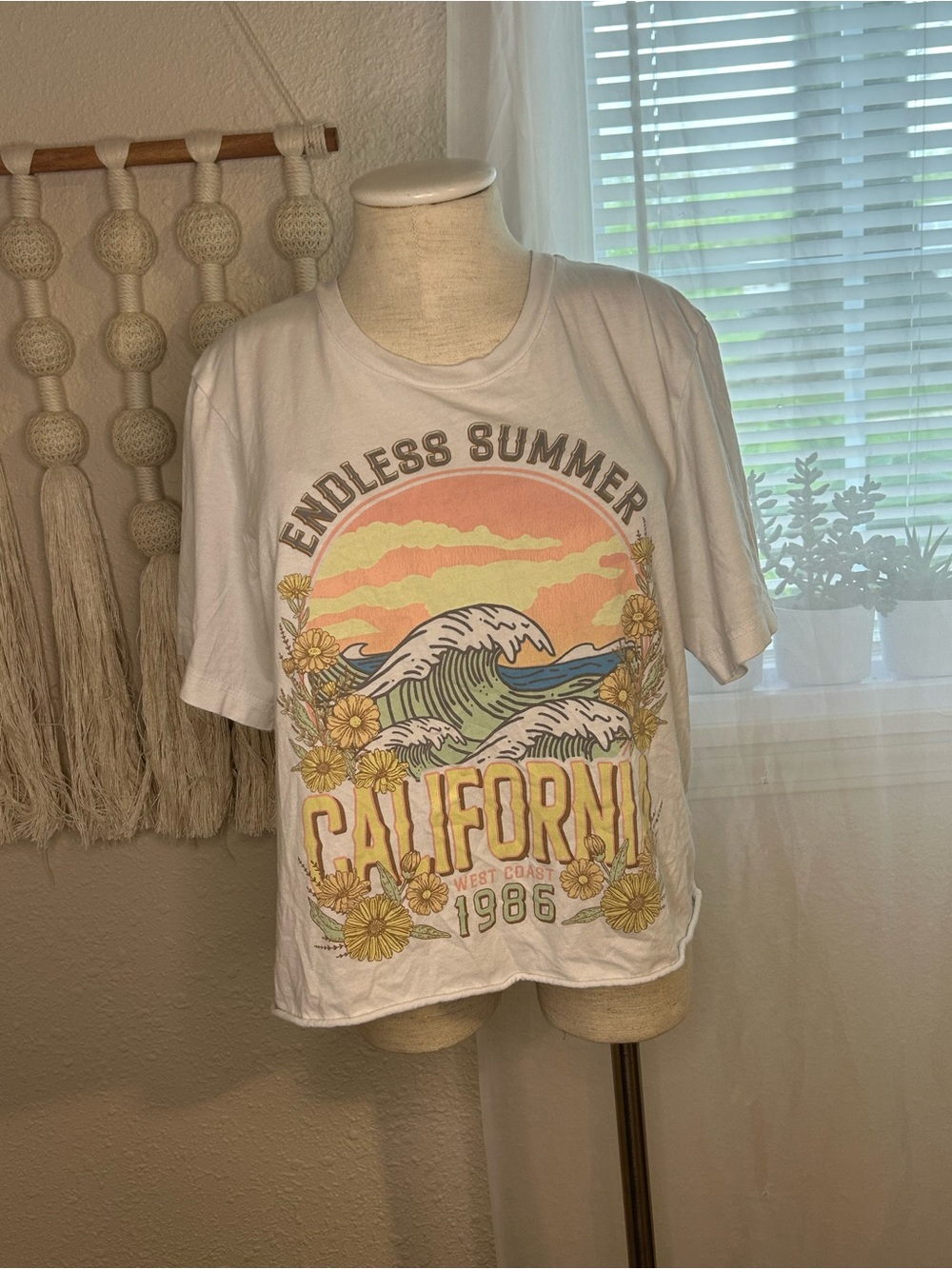 Endless Summer California Graphic Crop Tee - White